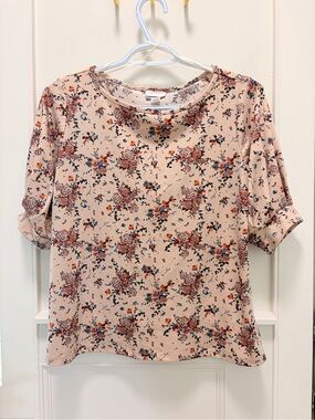 Jules & Leopold Blush Floral Short-Sleeve Top